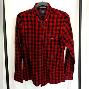 1901 red and black plaid button down shirt, size small